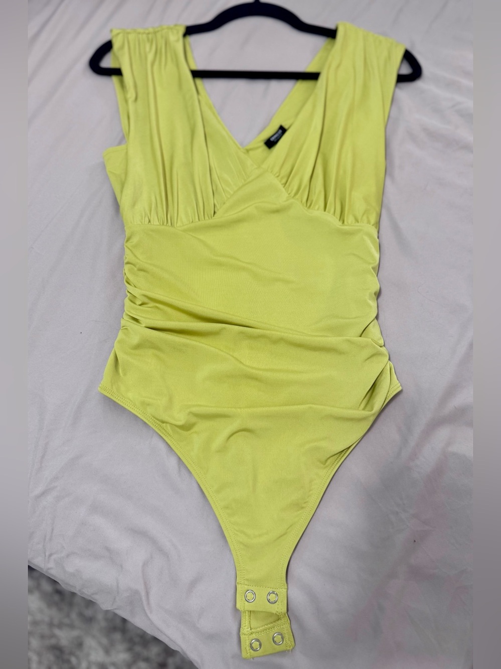 NWT Express Body Contour Compression Surplice Ruched Bodysuit Chartreuse - Small